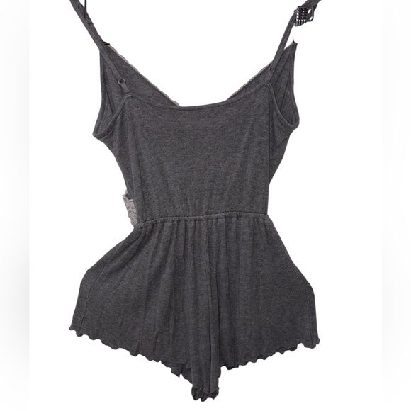 Gilly Hicks Gray Lace Trim Romper Sleepwear Lounge Size S - Picture 2 of 5